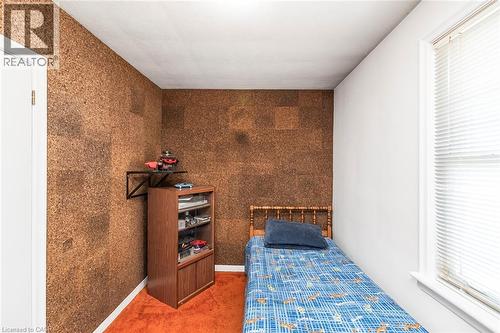 124 Broker Drive, Hamilton, ON - Indoor Photo Showing Bedroom