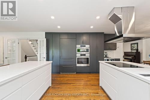 492 Country Club Crescent, Mississauga, ON - Indoor Photo Showing Kitchen