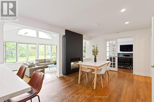 492 Country Club Crescent, Mississauga, ON - Indoor Photo Showing Dining Room