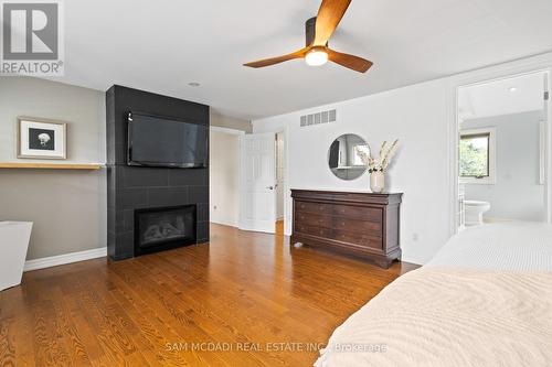 492 Country Club Crescent, Mississauga, ON - Indoor Photo Showing Bedroom With Fireplace