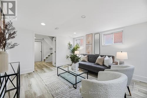 6 Bonnyview Drive, Toronto, ON - Indoor Photo Showing Living Room