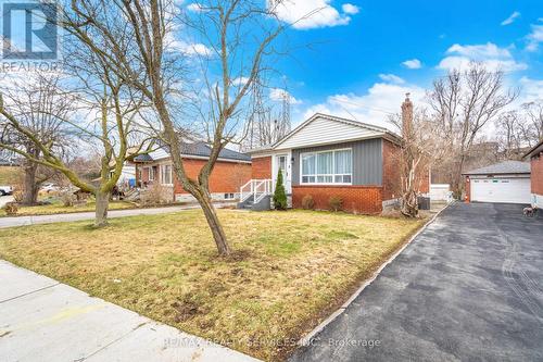 6 Bonnyview Drive, Toronto, ON - Outdoor