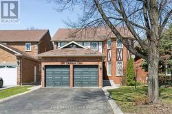 3307 CHARLEBROOK COURT  Mississauga, ON L5L 5B5