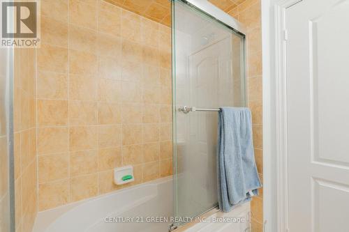 3243 Stoney Crescent, Mississauga, ON - Indoor Photo Showing Bathroom