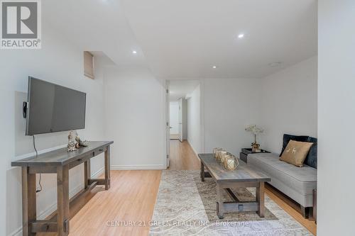 3243 Stoney Crescent, Mississauga, ON - Indoor