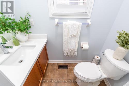 3243 Stoney Crescent, Mississauga, ON - Indoor Photo Showing Bathroom