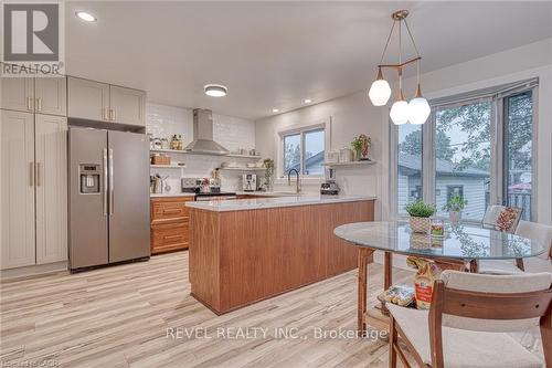 1141 Mohawk Road E, Hamilton, ON - Indoor