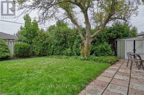 1141 Mohawk Road E, Hamilton, ON - Outdoor