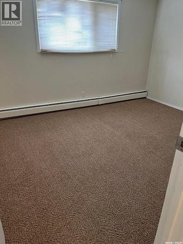 302 8Th Avenue Sw, Biggar, SK - Indoor Photo Showing Other Room