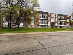 317 - 319 8th AVENUE SW Biggar, SK S0K 0M0