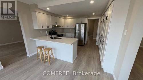 1320 Notting Hill Avenue, Ottawa, ON - Indoor Photo Showing Kitchen