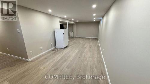 1320 Notting Hill Avenue, Ottawa, ON - Indoor