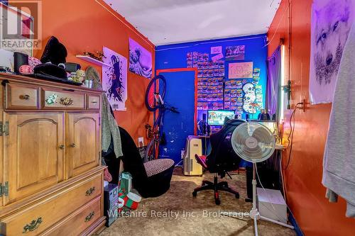 324 Broadway Street, Tillsonburg, ON - Indoor