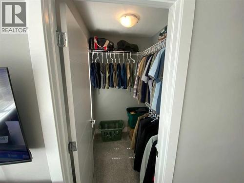 959 Miners Boulevard W, Lethbridge, AB - Indoor With Storage