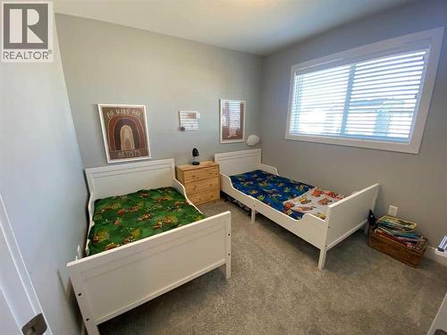 959 Miners Boulevard W, Lethbridge, AB - Indoor Photo Showing Bedroom