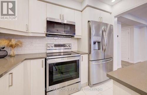 302 Jean Landing, Milton, ON - Indoor Photo Showing Kitchen With Stainless Steel Kitchen