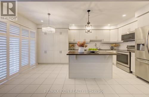 302 Jean Landing, Milton, ON - Indoor Photo Showing Kitchen With Stainless Steel Kitchen With Upgraded Kitchen