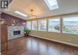 Dining room that can also be a sitting room - 