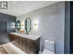 Main bathroom - 