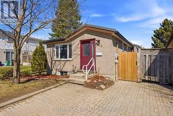 304 DINISON PLACE  Kitchener, ON N2E 3A6