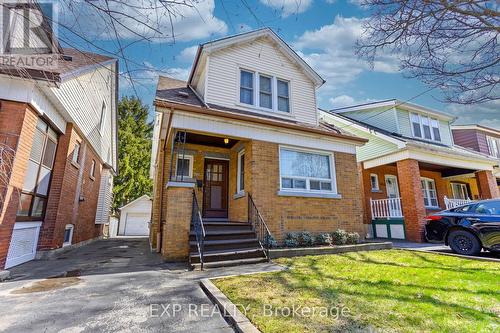 203 BALMORAL AVENUE S  Hamilton, ON L8M 3K5