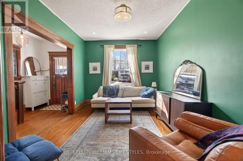 882.5 William Street, London East (East B), ON - Indoor Photo Showing Living Room