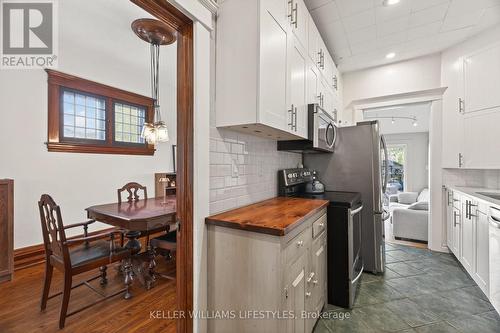 882.5 William Street, London East (East B), ON - Indoor