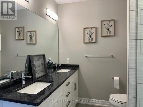 505 - 480 Callaway Road, London North (North R), ON - Indoor Photo Showing Bathroom