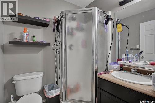 319 Crystal Way, Warman, SK - Indoor Photo Showing Bathroom