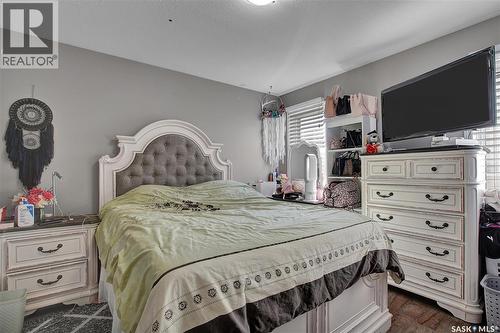 319 Crystal Way, Warman, SK - Indoor Photo Showing Bedroom