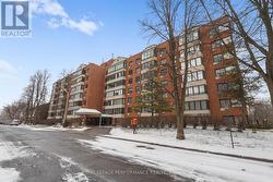 609 - 225 ALVIN ROAD  Ottawa, ON K1K 4H6