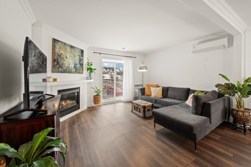 Salon - 202-351 Rue Du Clos-Toumalin, Prévost, QC - Indoor Photo Showing Living Room With Fireplace