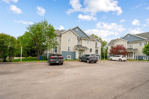 Façade - 202-351 Rue Du Clos-Toumalin, Prévost, QC - Outdoor