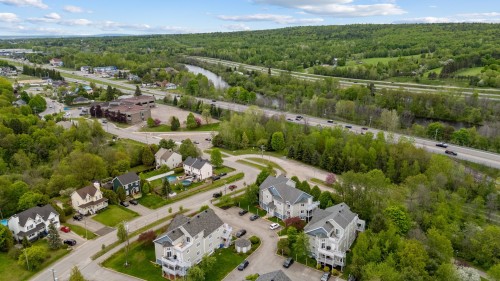 Photo aérienne - 202-351 Rue Du Clos-Toumalin, Prévost, QC - Outdoor With View
