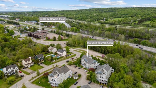Photo aérienne - 202-351 Rue Du Clos-Toumalin, Prévost, QC - Outdoor With View