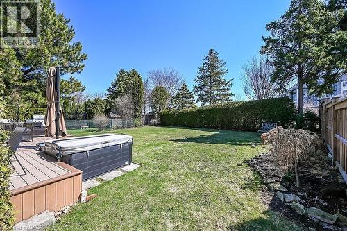 621 Tomahawk Crescent, Ancaster, ON - Outdoor With Backyard