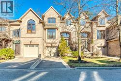 2303 HILL RIDGE Court Unit# 5 Oakville, ON L6M 3N3