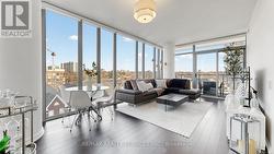 511 - 105 THE QUEENSWAY AVENUE Toronto, ON M6S 5B5