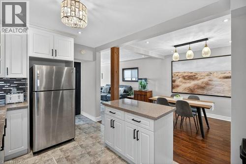 86 Barons Avenue N, Hamilton, ON - Indoor Photo Showing Kitchen