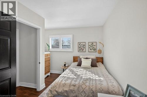 86 Barons Avenue N, Hamilton, ON - Indoor Photo Showing Bedroom