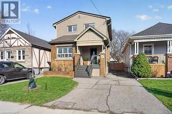 86 BARONS Avenue N  Hamilton, ON L8H 5A4