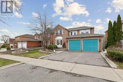 16 MAJOR WILLIAM SHARPE DRIVE E Brampton, ON L6X 3K3