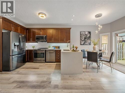 1260 Old Zeller Drive, Kitchener, ON - Indoor Photo Showing Kitchen