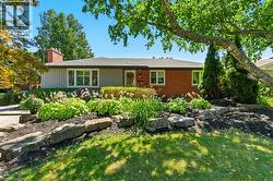 2224 GHENT Avenue  Burlington, ON L7R 1Y7