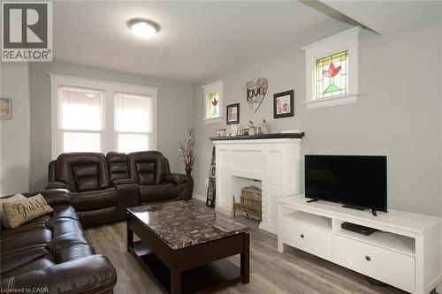 166 Fairfield Avenue, Hamilton, ON - Indoor Photo Showing Living Room With Fireplace