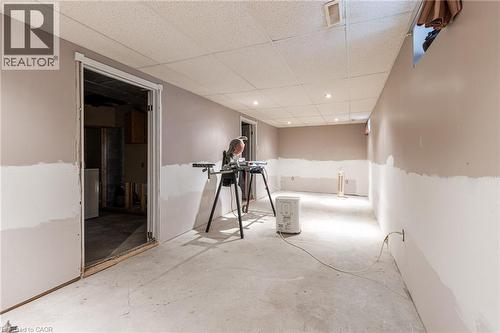 810 Tate Avenue, Hamilton, ON - Indoor