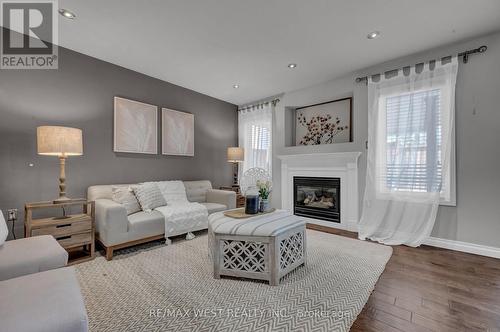 1136 Middlebury Avenue, Oshawa, ON - Indoor Photo Showing Living Room With Fireplace