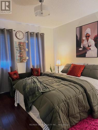 1136 Middlebury Avenue, Oshawa, ON - Indoor Photo Showing Bedroom