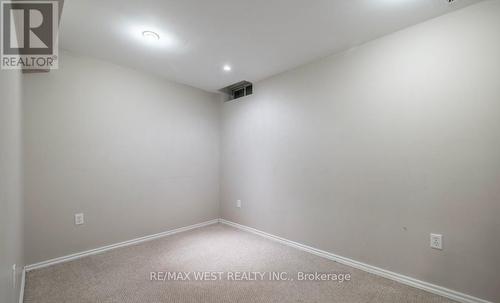 1136 Middlebury Avenue, Oshawa, ON - Indoor Photo Showing Other Room