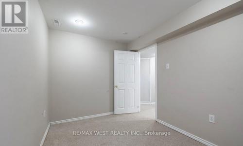 1136 Middlebury Avenue, Oshawa, ON - Indoor Photo Showing Other Room